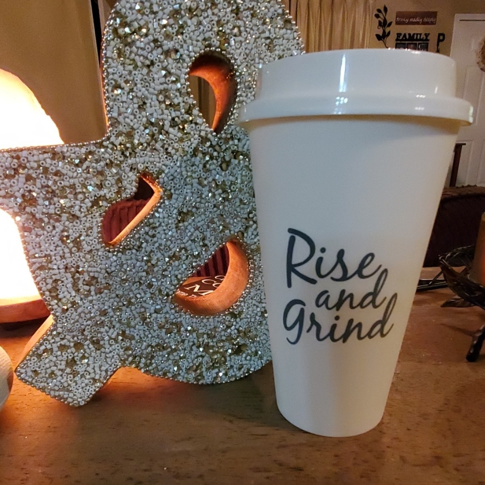 Travel coffee cup With goodies inside